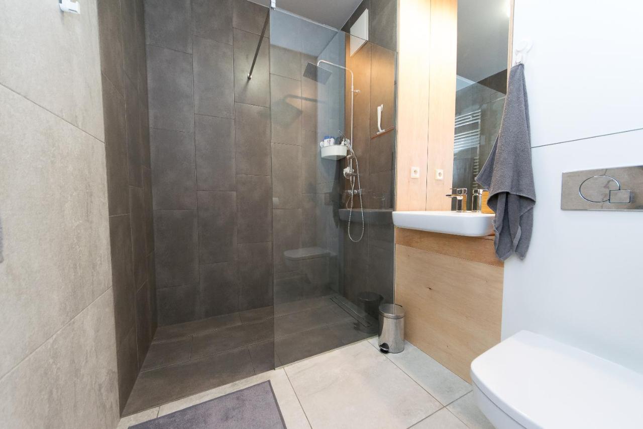 Main Trainstation One Bedroom Ac P4You Pl Krakow Ngoại thất bức ảnh